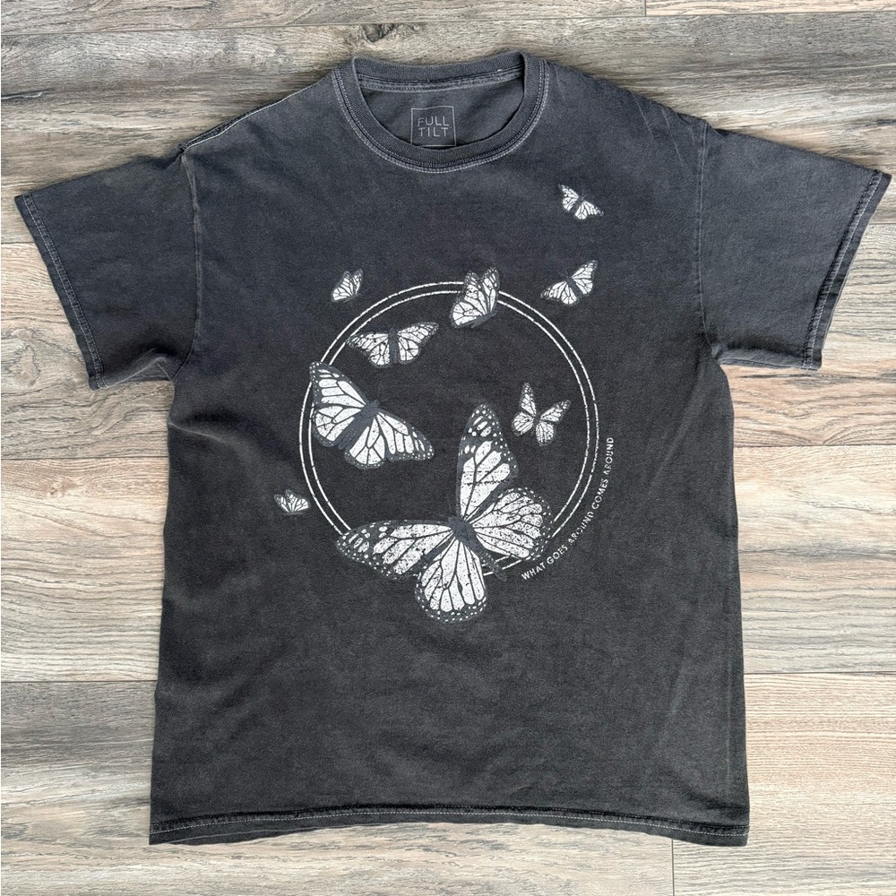 Women’s Oversized Butterfly Tee